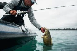 Abu Garcia Veritas Baitcasting Combo 17 Abu Garcia Veritas Baitcasting Combo -Deals US Rods And Reels Store ABU BAITCAST COMBO VERITAS LIFESTYLE 2021 002